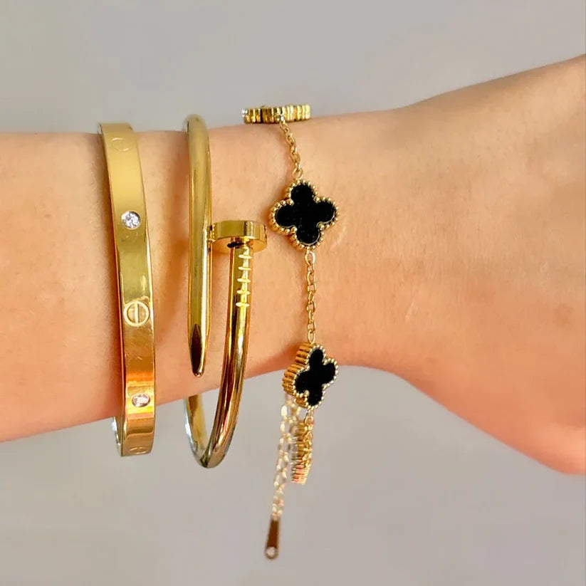 "SET OF LUXURY STACK"