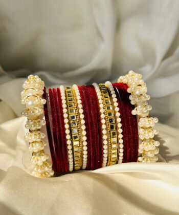 "PEARL VALVET BANGLE SET (Maroon)"
